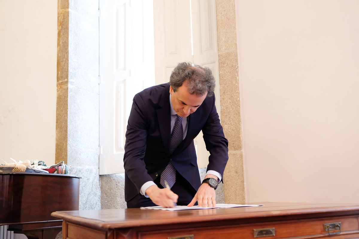 https://www.scmp.pt/assets/misc/img/noticias/2018/2018%2003%2024%20CHCF%20135%20anos/CHCF%20(29).jpg