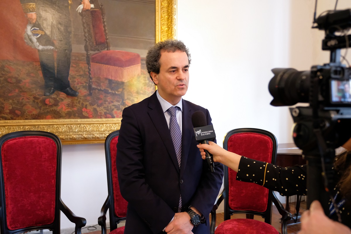 https://www.scmp.pt/assets/misc/img/noticias/2018/2018%2003%2024%20CHCF%20135%20anos/CHCF%20(40).jpg