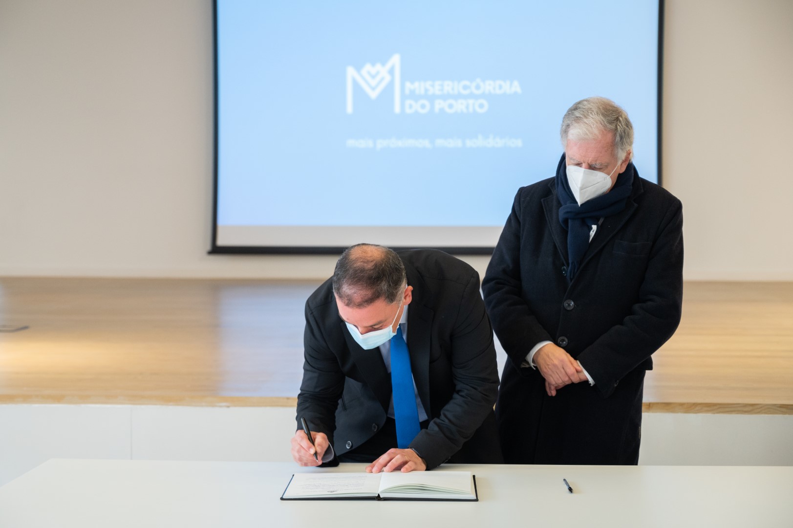 https://www.scmp.pt/assets/misc/img/noticias/2021/2021-03-05%20Newsletter/coordenadores%20e%20diretores/HRR_6481.jpg